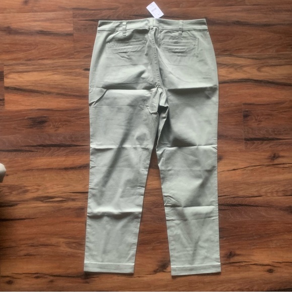 J Crew w’s 10 - High-rise girlfriend chino pant - pale spinach - Picture 5 of 6